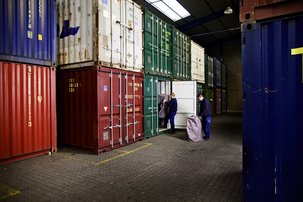 Indendørs container lager i Roskilde