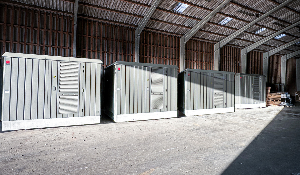 Opbevaring af store maskiner på vores lager i Roskilde